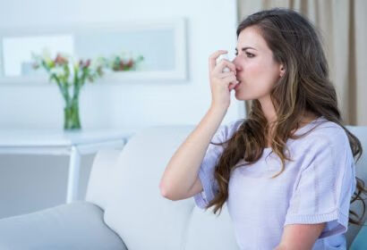 哮喘对身体的危害不容轻视，常备2气戒7物