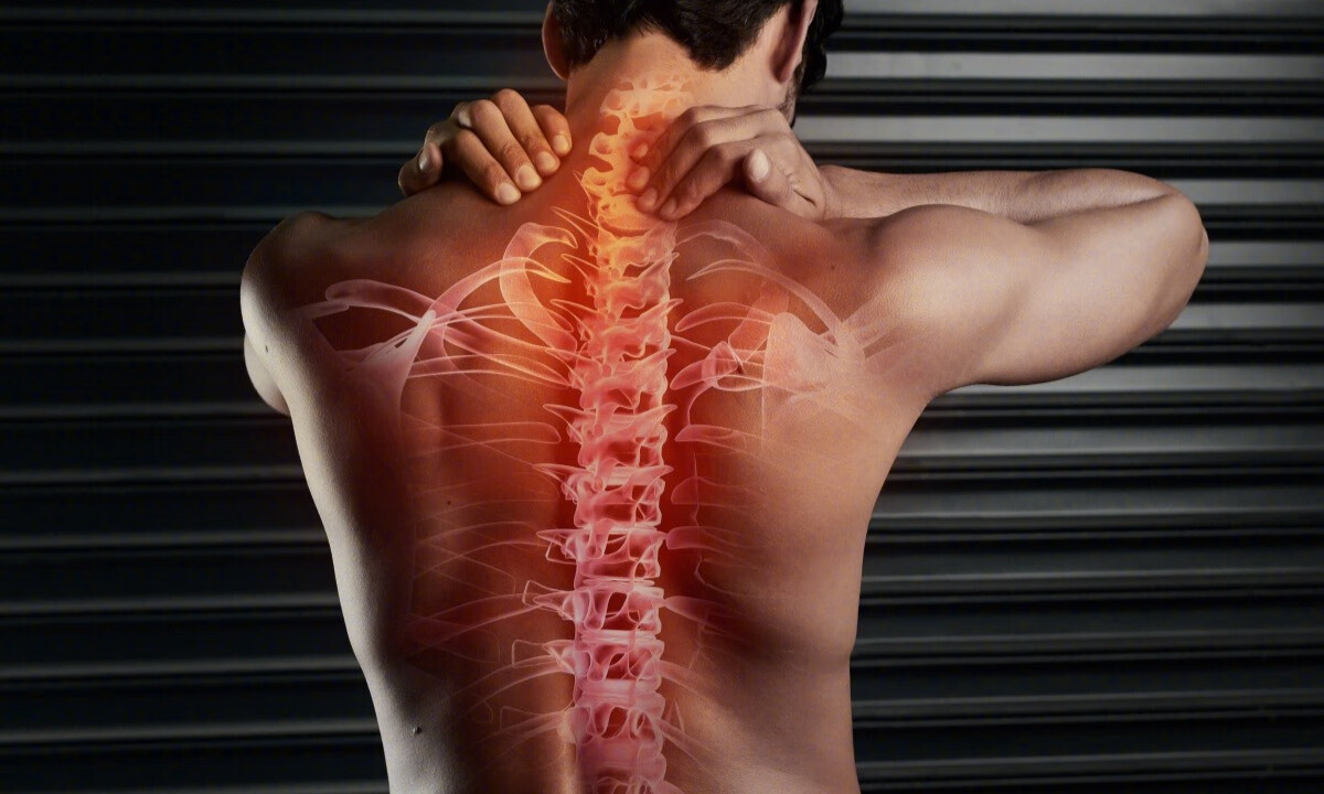 脊柱自测：看看你的脊柱是否健康？