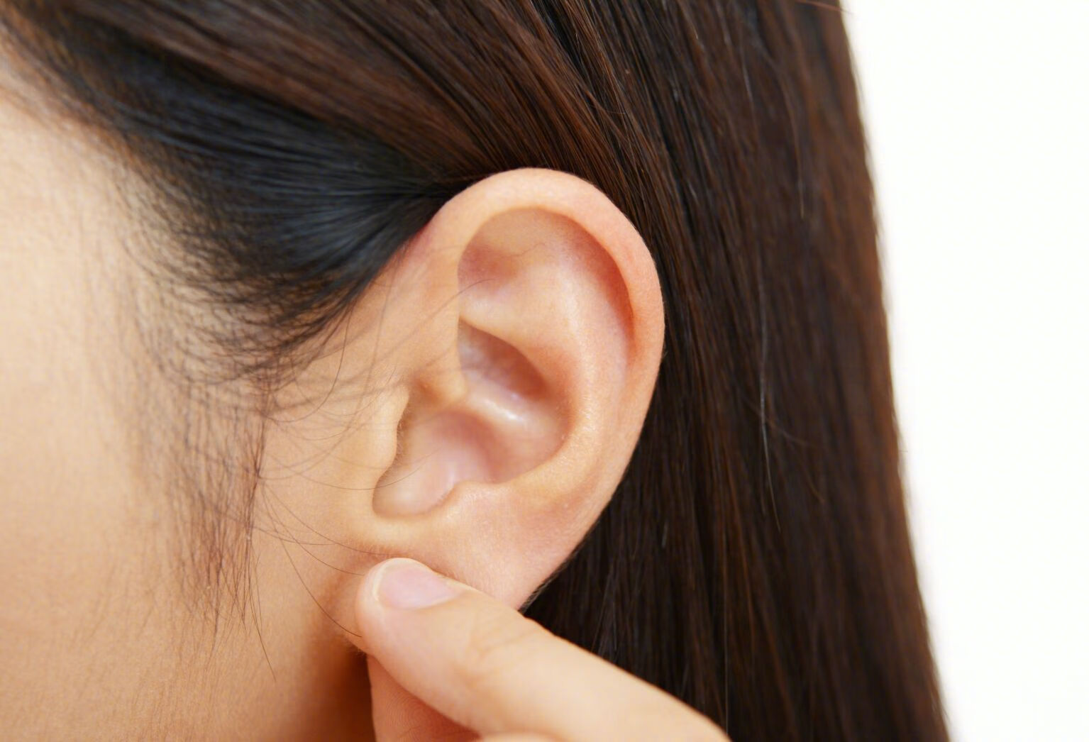 弥漫性外耳道炎是什么引起的?