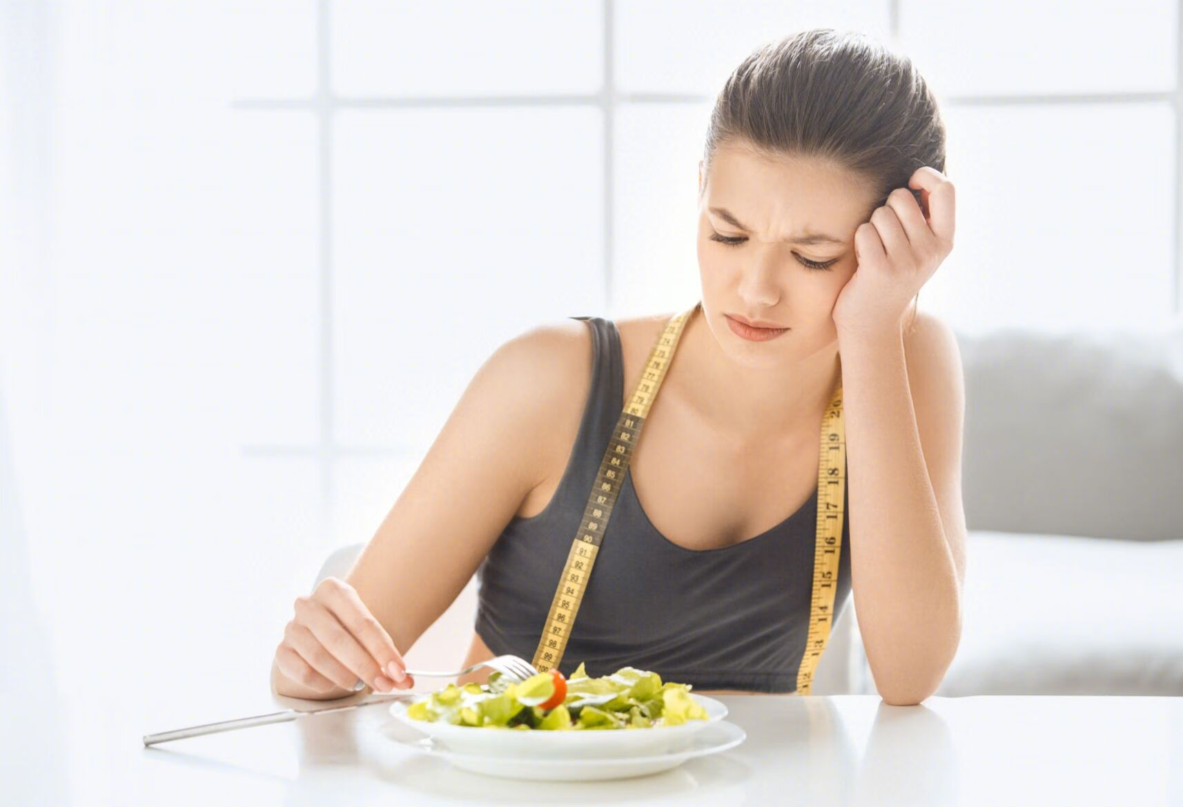 神经性厌食症患者日常需要注意什么？