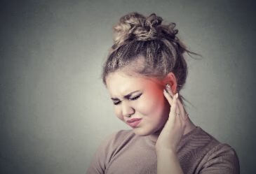 什么叫分泌性中耳炎呢？