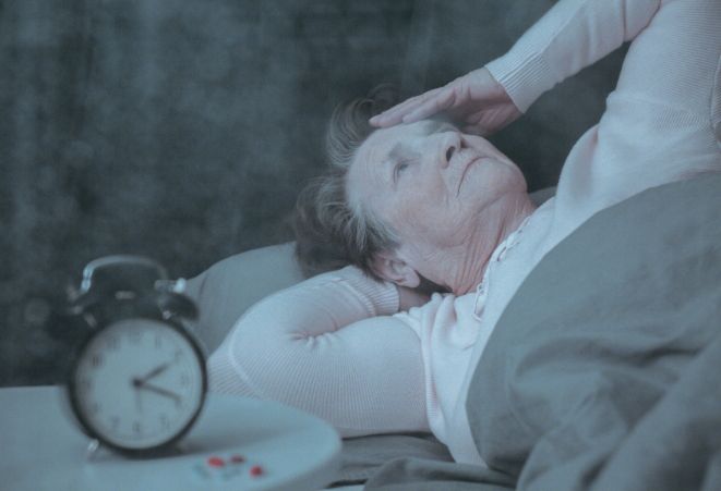 老年人普遍睡4、5个小时，什么原因？