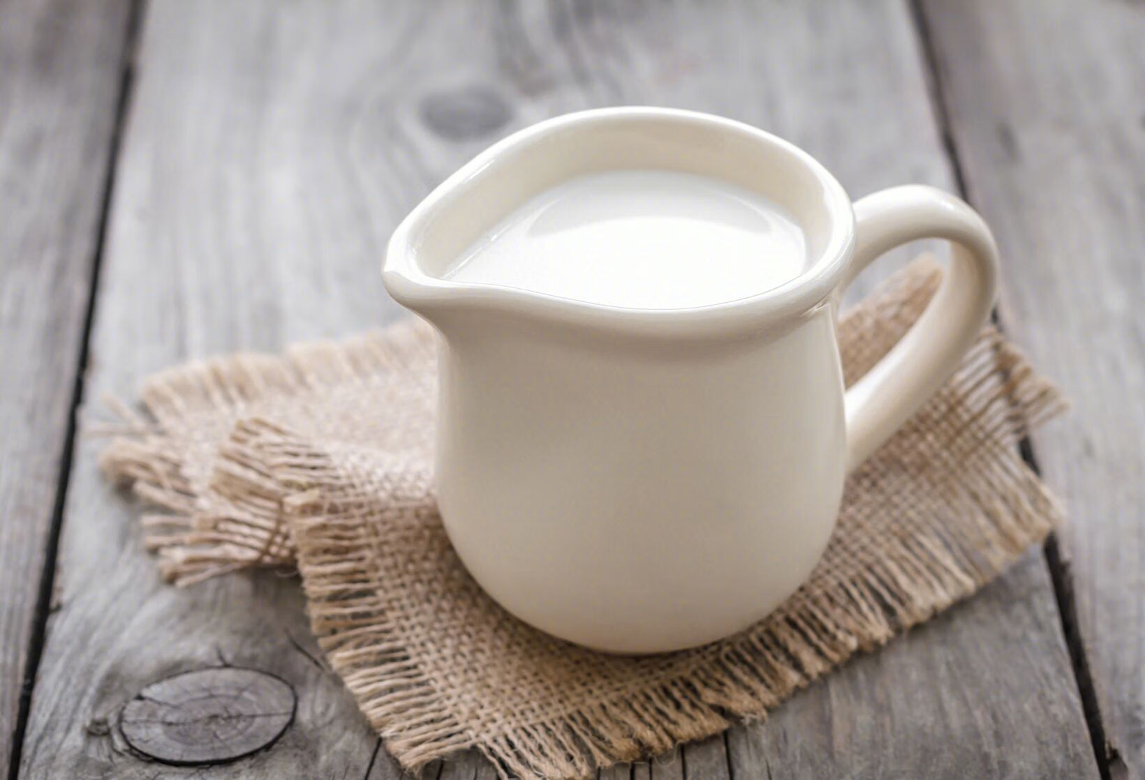 有胃病到底能不能喝牛奶？专家终于讲出了实话！