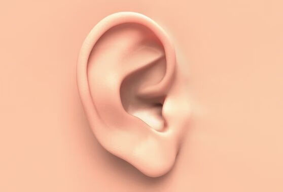 耳朵上的“小洞洞”，代表大富大贵？