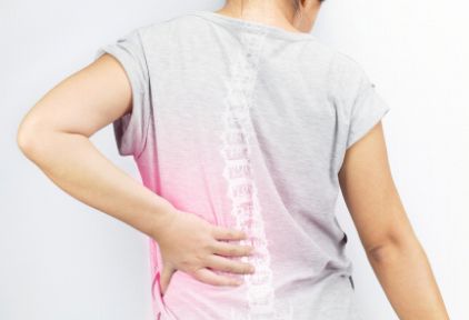 腰背出现一个信号的时候，别再误认为腰椎病