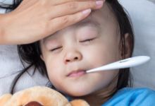 孩子发烧后耳朵疼痛怎么办？