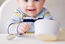 宝宝应该从什么时候添加辅食呢？