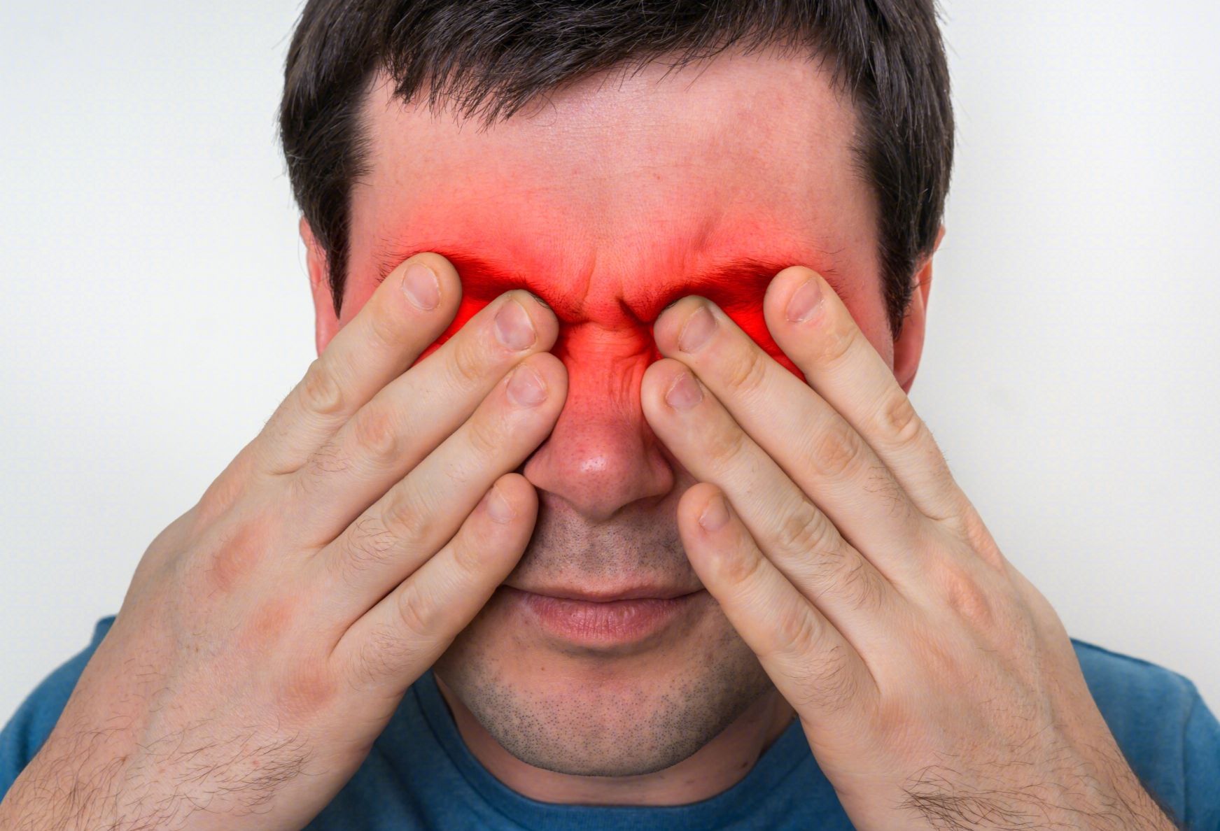 交感性眼炎的症状表现有哪些？