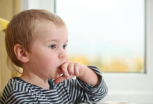 儿童近视吃叶黄素好吗？深入了解叶黄素对儿童近视的作用