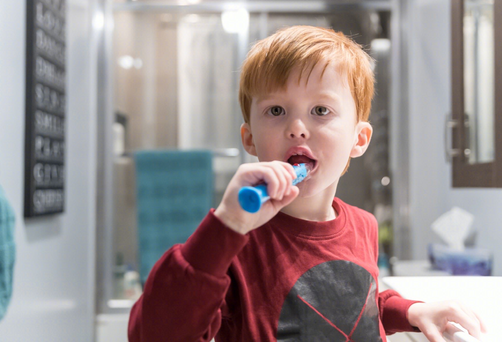 儿童乳牙反正也要替换，就不需要管了么？