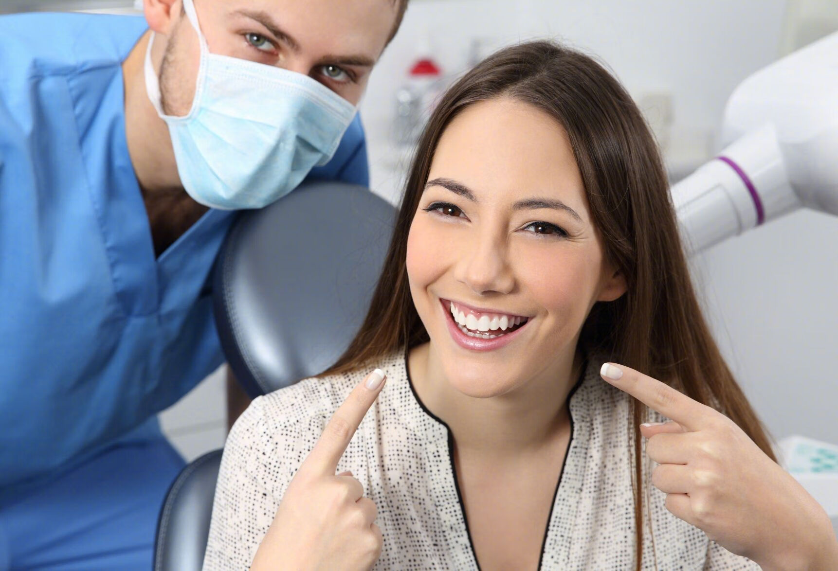 哪些原因会导致牙周炎的发生？