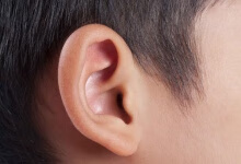 右耳朵疼痛是什么原因