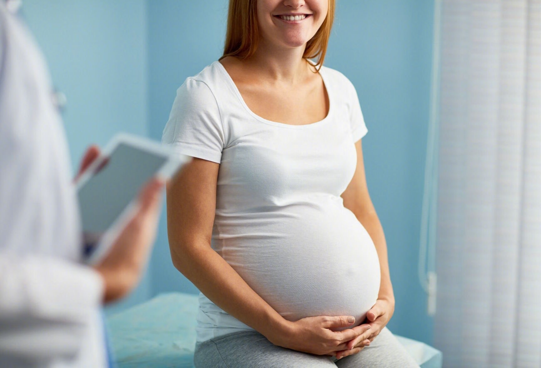 女孩子怀孕初期下体痛怎么回事？