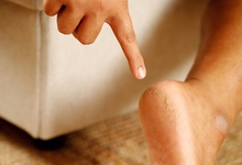 怎么治脚气脚汗脚臭  药物治疗加日常护理帮助治愈