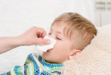 小孩晚上咳嗽咳到吐是怎么回事