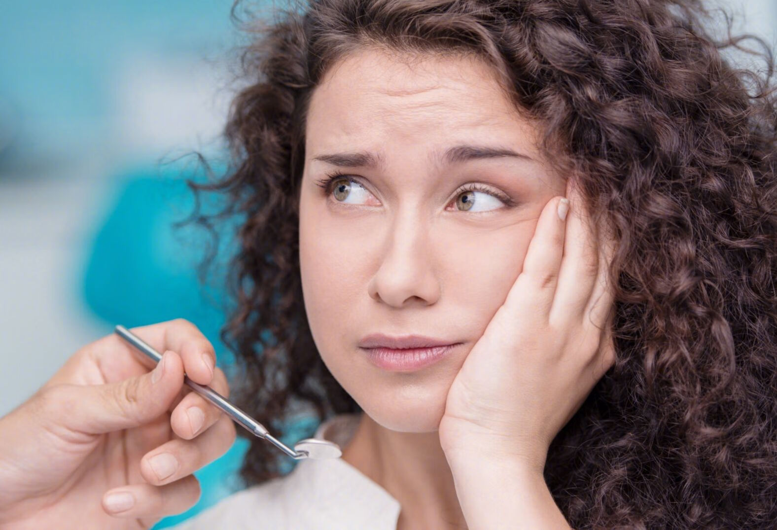 牙髓炎患者日常生活有什么需要注意的？