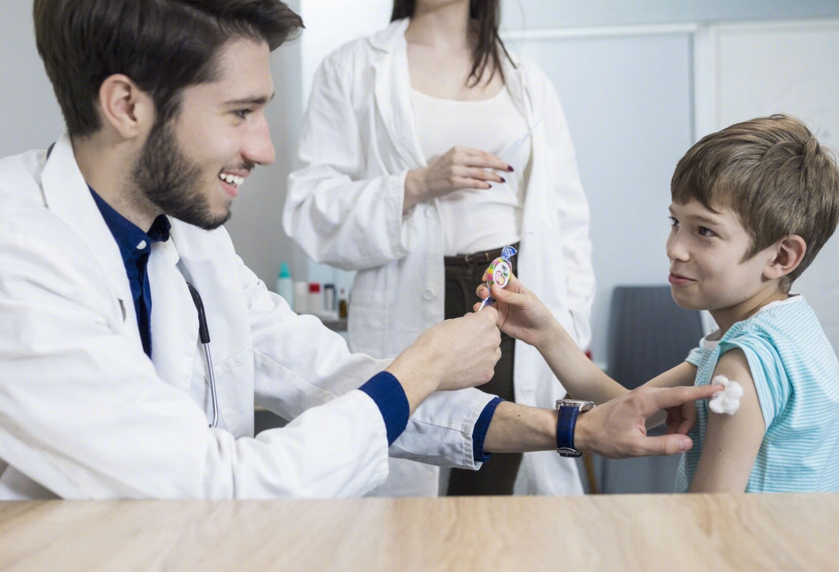 儿童可以接种新冠病毒疫苗？真的安全吗？