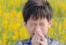 鼻窦炎手术之后鼻涕有血是正常的吗？