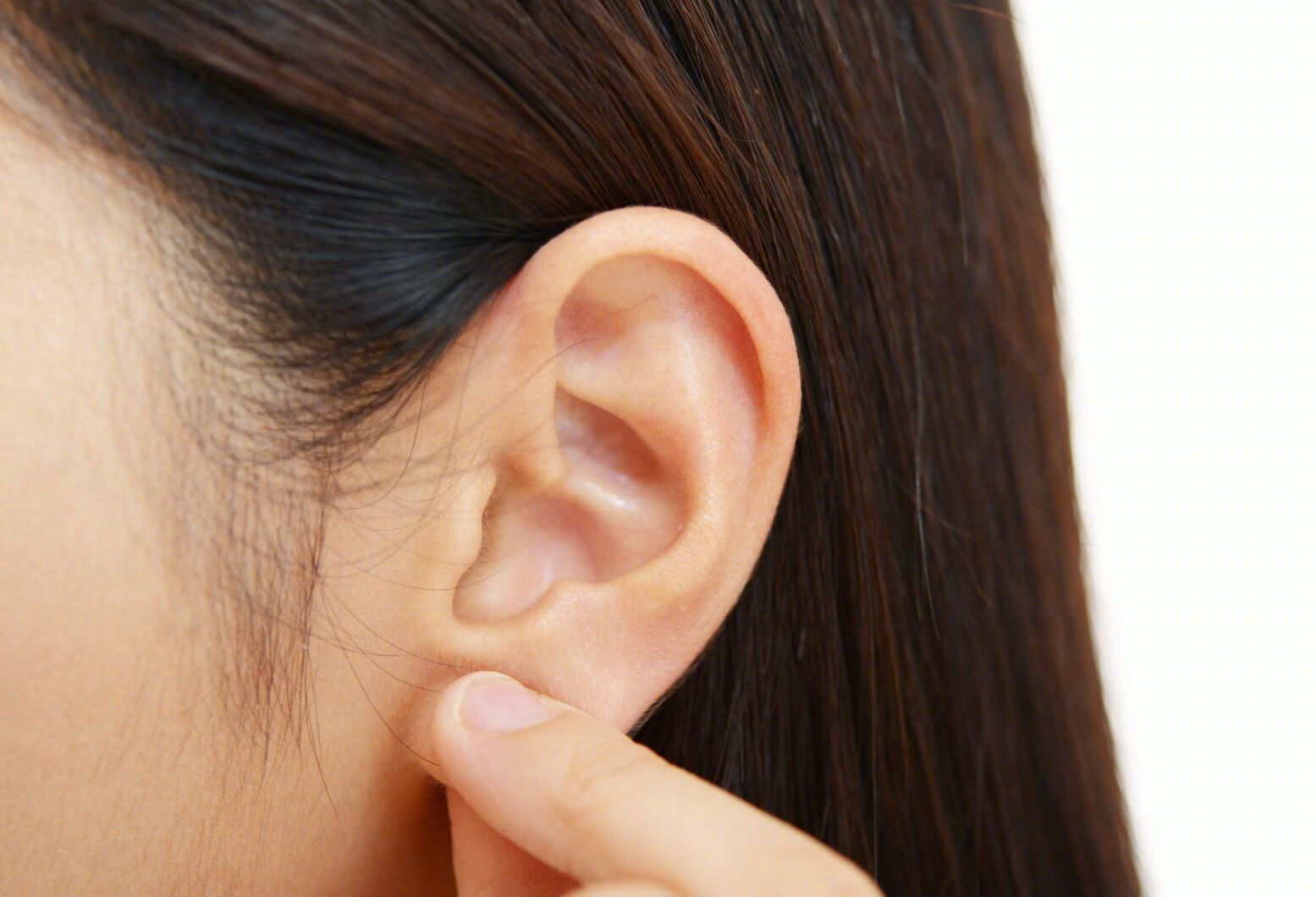 耳心痛是怎么回事？