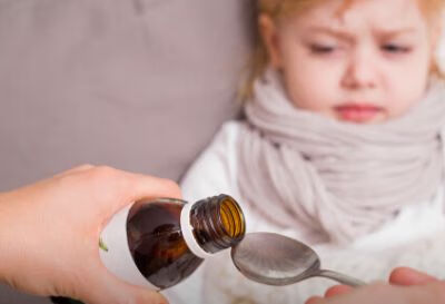 小孩晚上咳嗽咳到吐是怎么回事？