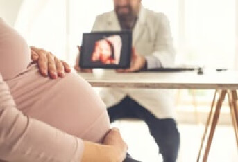 孕晚期肚子有刺痛感是要生了吗