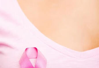 乳腺癌的早期症状 出现乳头溢液要当心！