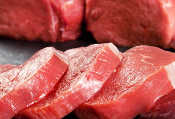 吃肉会增加癌症的风险？这3种肉确实应该少吃