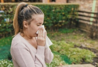 鼻窦炎头疼怎么办 对症治疗可有效缓解头疼