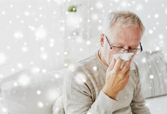 别把鼻炎早期症状当感冒
