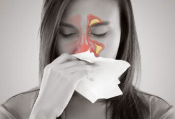 如何避免过敏性鼻炎反复发作