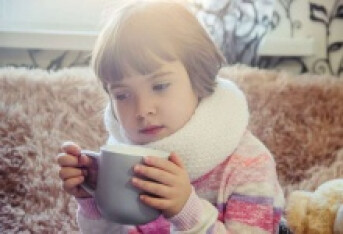 小孩慢性咳嗽怎么食疗 这几个止咳食疗方控制慢性咳嗽