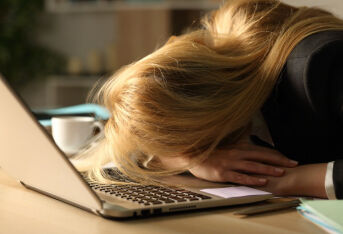 了解睡眠障碍的症状表现，避免过度焦虑