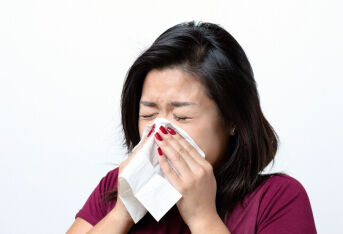 别让过敏性鼻炎变成「全身病」！