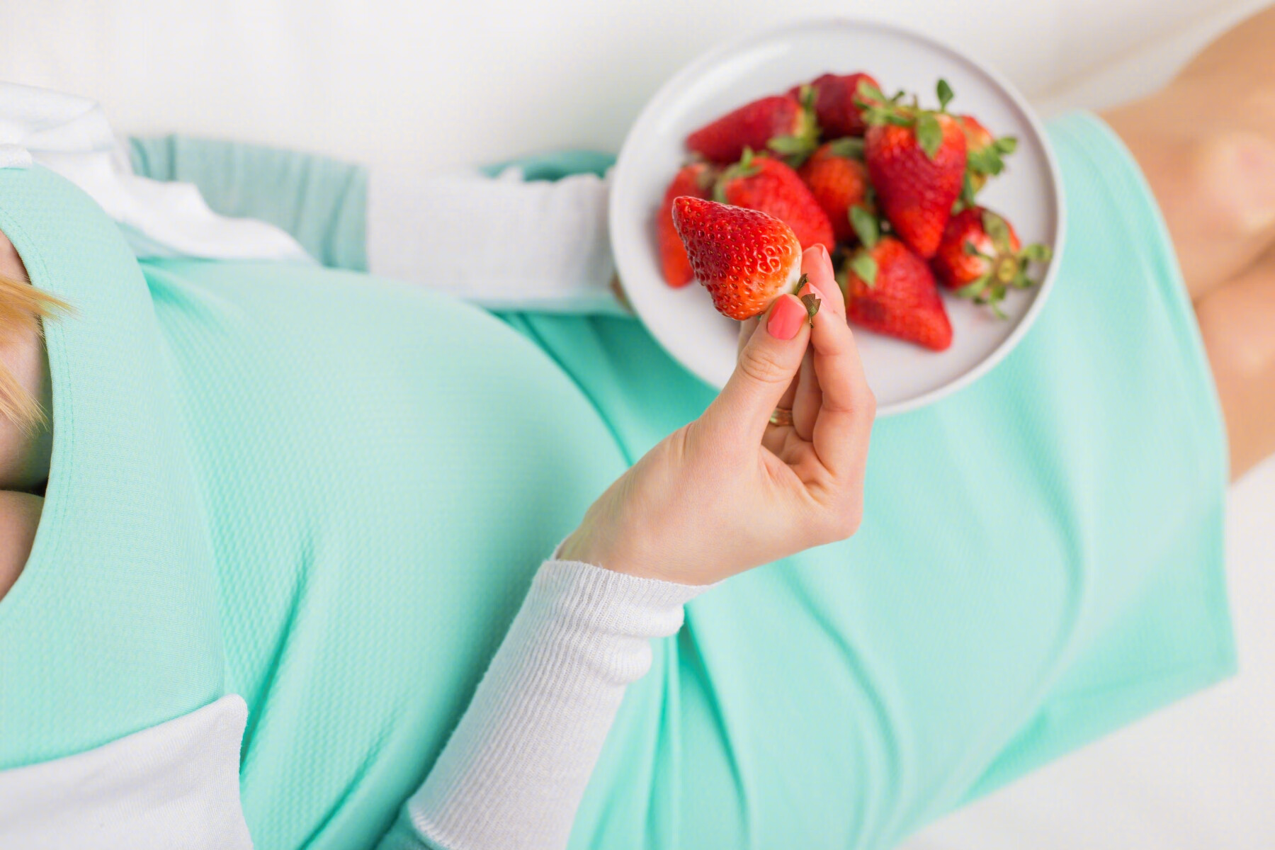 孕妇控制血糖一日三餐食谱-菠萝孕育
