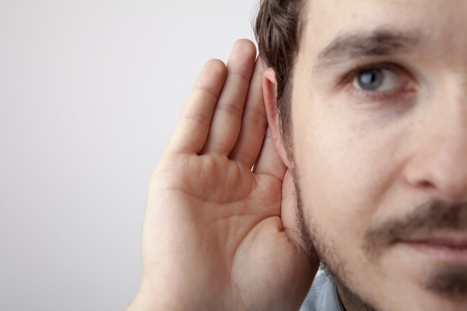 耳朵嗡嗡响怎样治疗，治疗耳朵嗡嗡响的方法