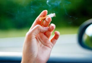 女性抽烟少或不抽烟，为何会肺癌高发？心疼老婆，赶紧做个好煮夫