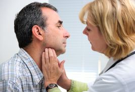 脸颊张口的时候疼痛，应该到什么科室治疗？
