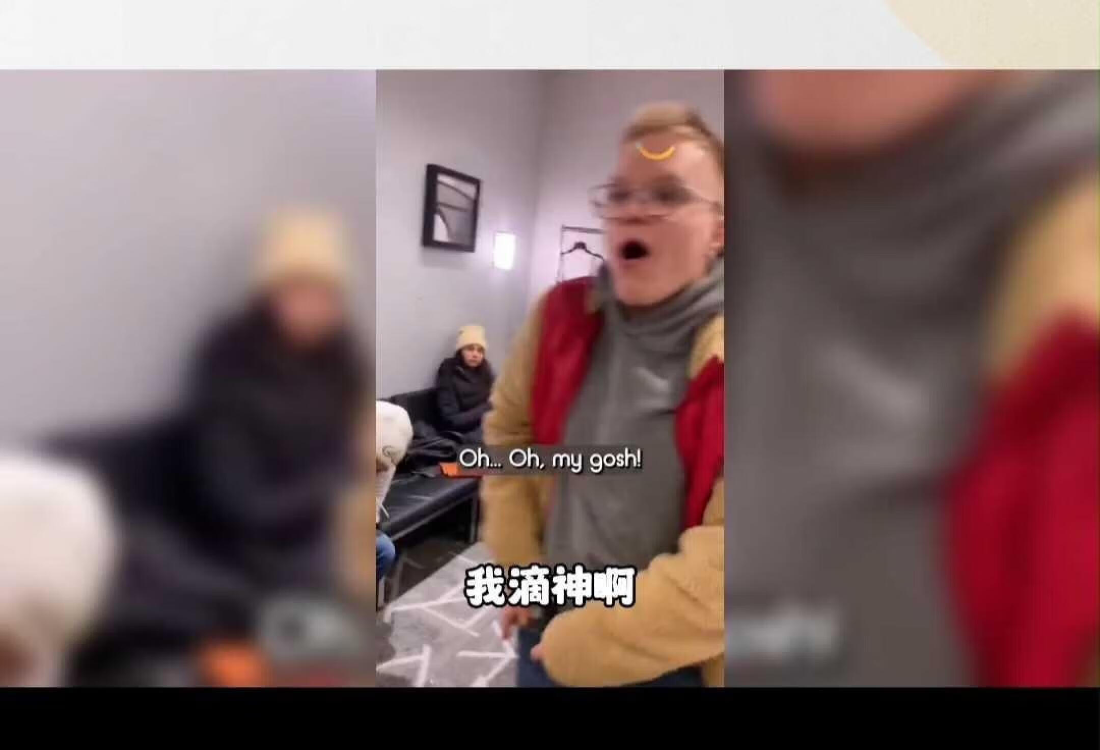 当自闭症男孩看见唐氏综合征女友穿起礼服