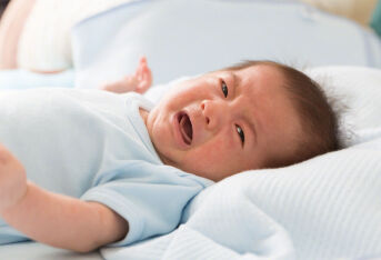 宝宝退烧后哭闹烦躁怎么办？