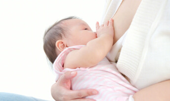 教您如何判断宝宝是否吃饱母乳