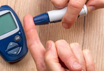 自己在家怎样测血糖？