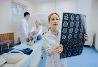 脑血管病可干预的危险因素有哪些？