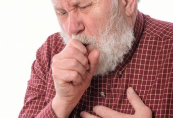 如何预防老年肺炎