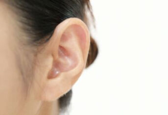 什么是中耳炎？为什么会得中耳炎？怎么治疗？


