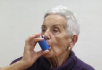 哮喘反复发作的预防
