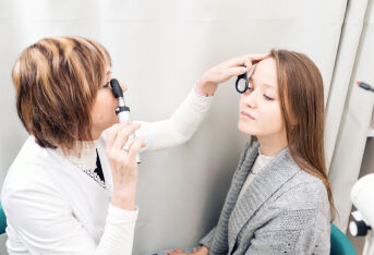 视网膜色素变性患者日常有哪些需要注意的？