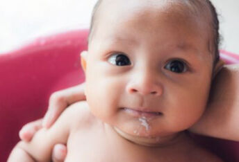 新生儿母乳性黄疸的治疗