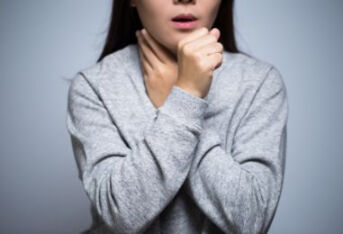 慢性支气管炎的病因是什么呢？