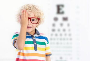 近视眼的越来越多，如何预防近视？