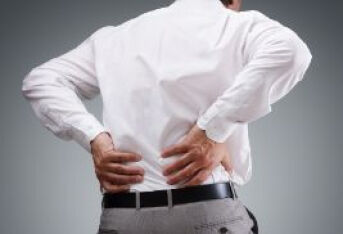 老人出现左侧腰部疼痛的原因及治疗措施